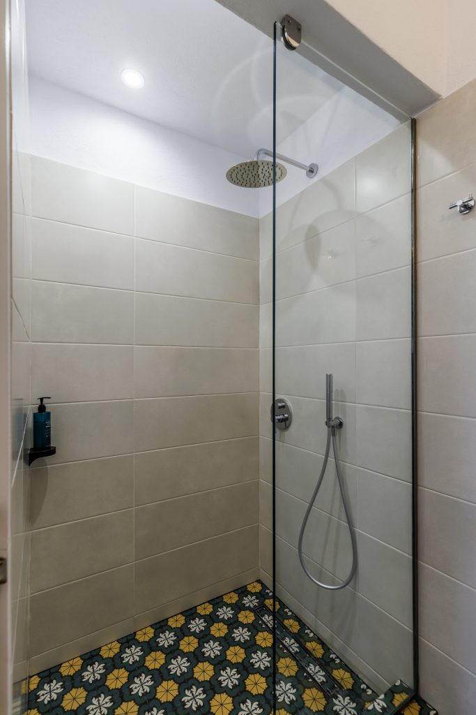 TheBotanistGuesthouse jasmine bathroom 6